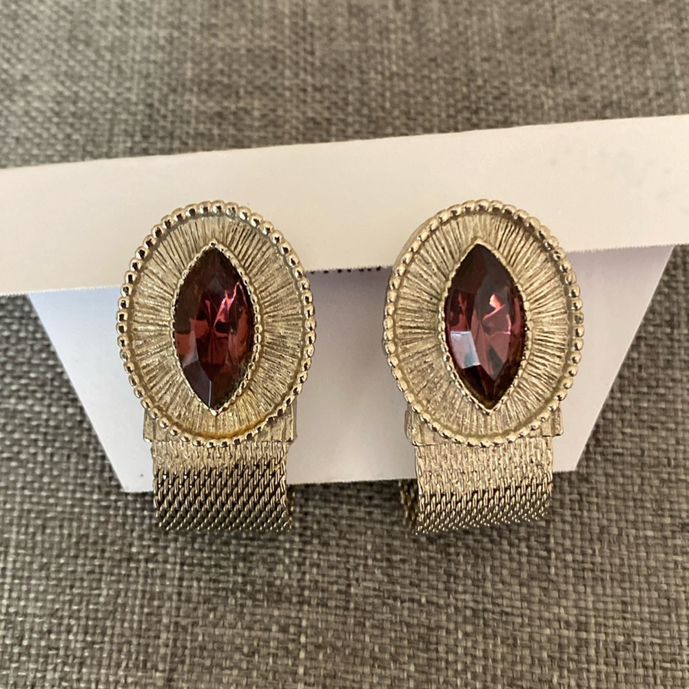 Vintage SWANK Purple Stone/Silver Cuff Links